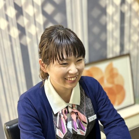 小野　智佳